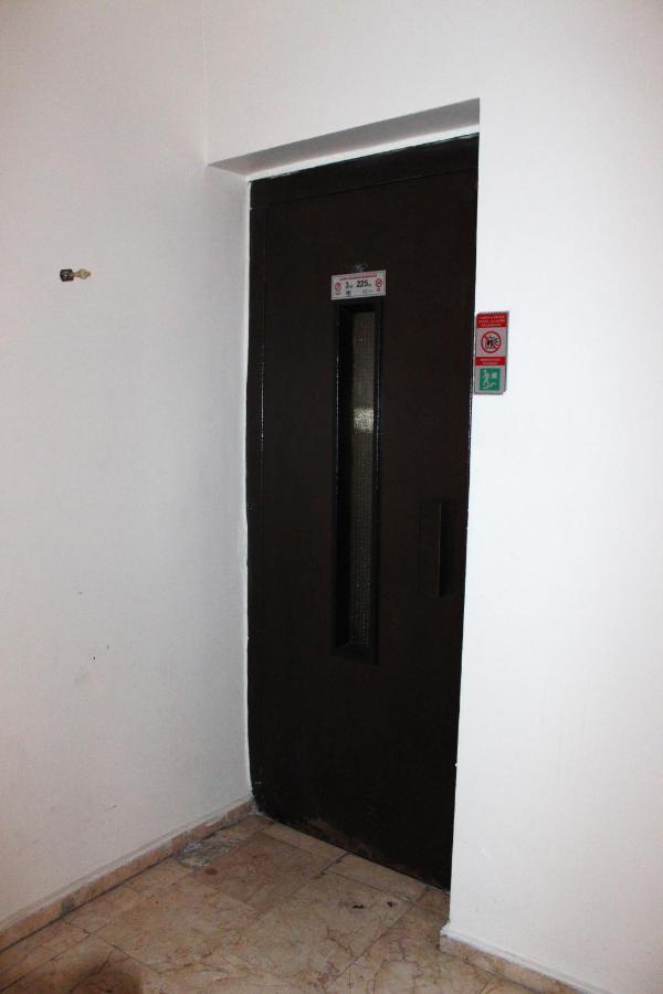 White Crown Apartman Ve Yasam Merkezi อิสตันบูล ภายนอก รูปภาพ