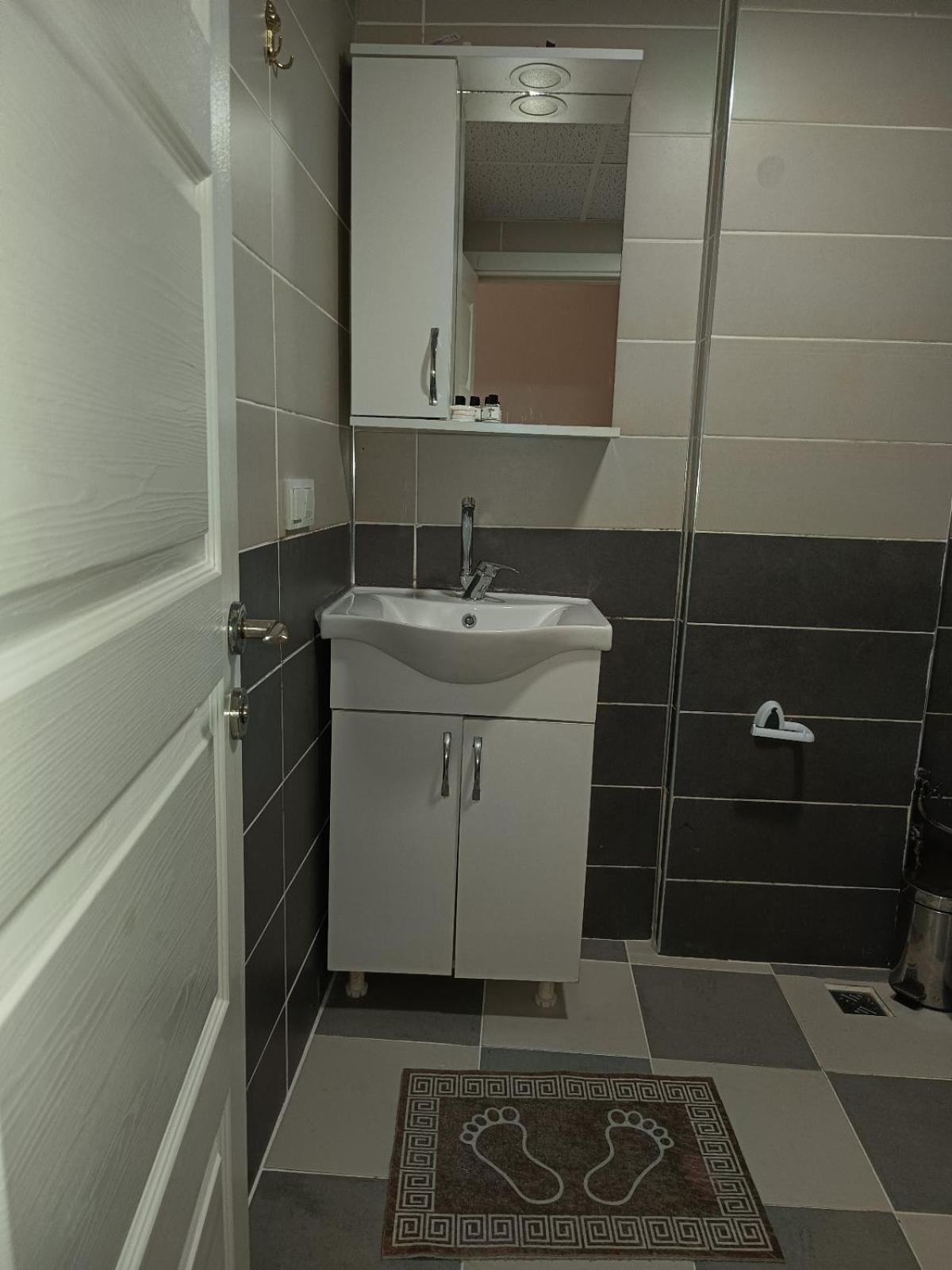 White Crown Apartman Ve Yasam Merkezi อิสตันบูล ภายนอก รูปภาพ