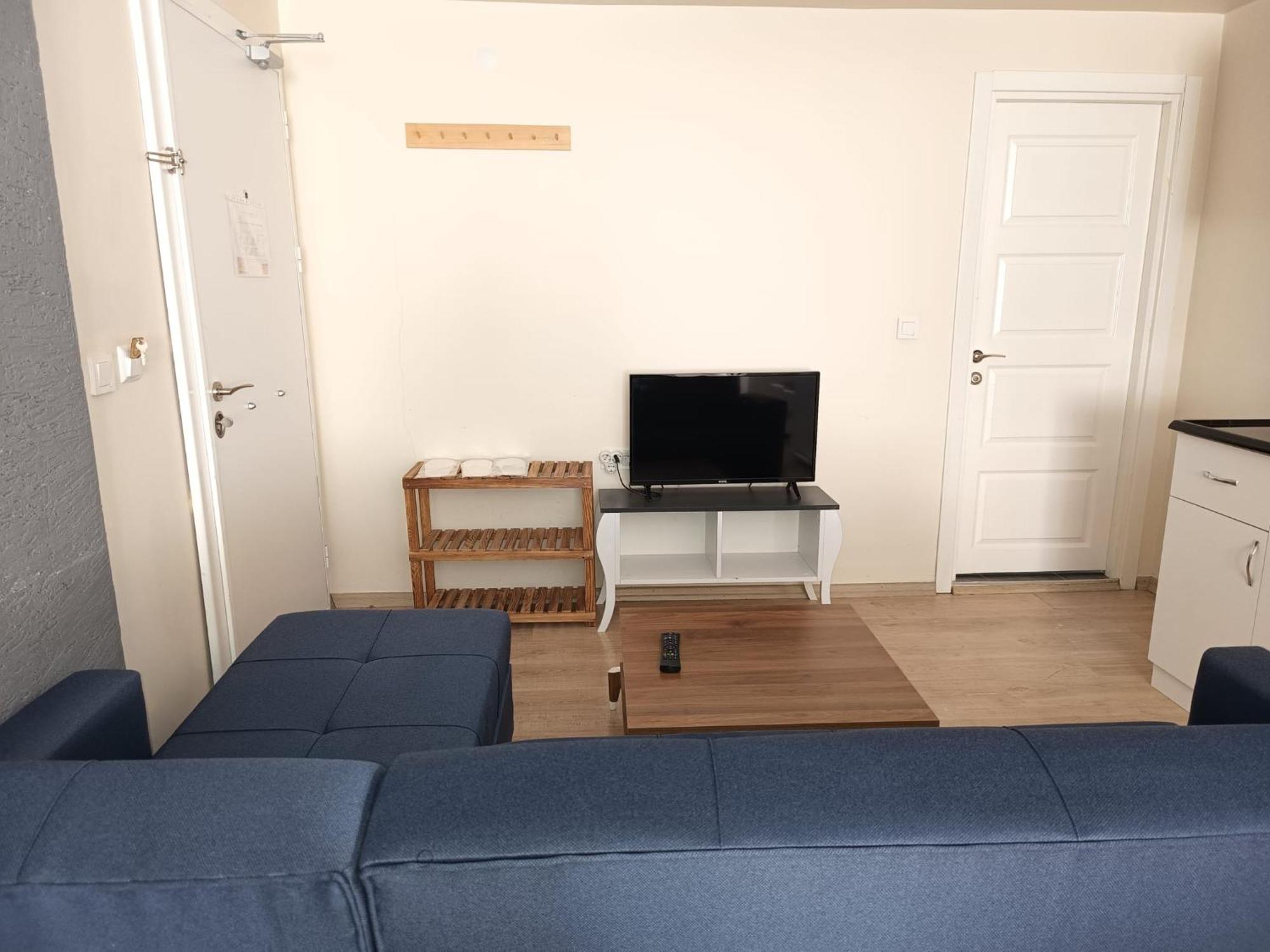 White Crown Apartman Ve Yasam Merkezi อิสตันบูล ภายนอก รูปภาพ