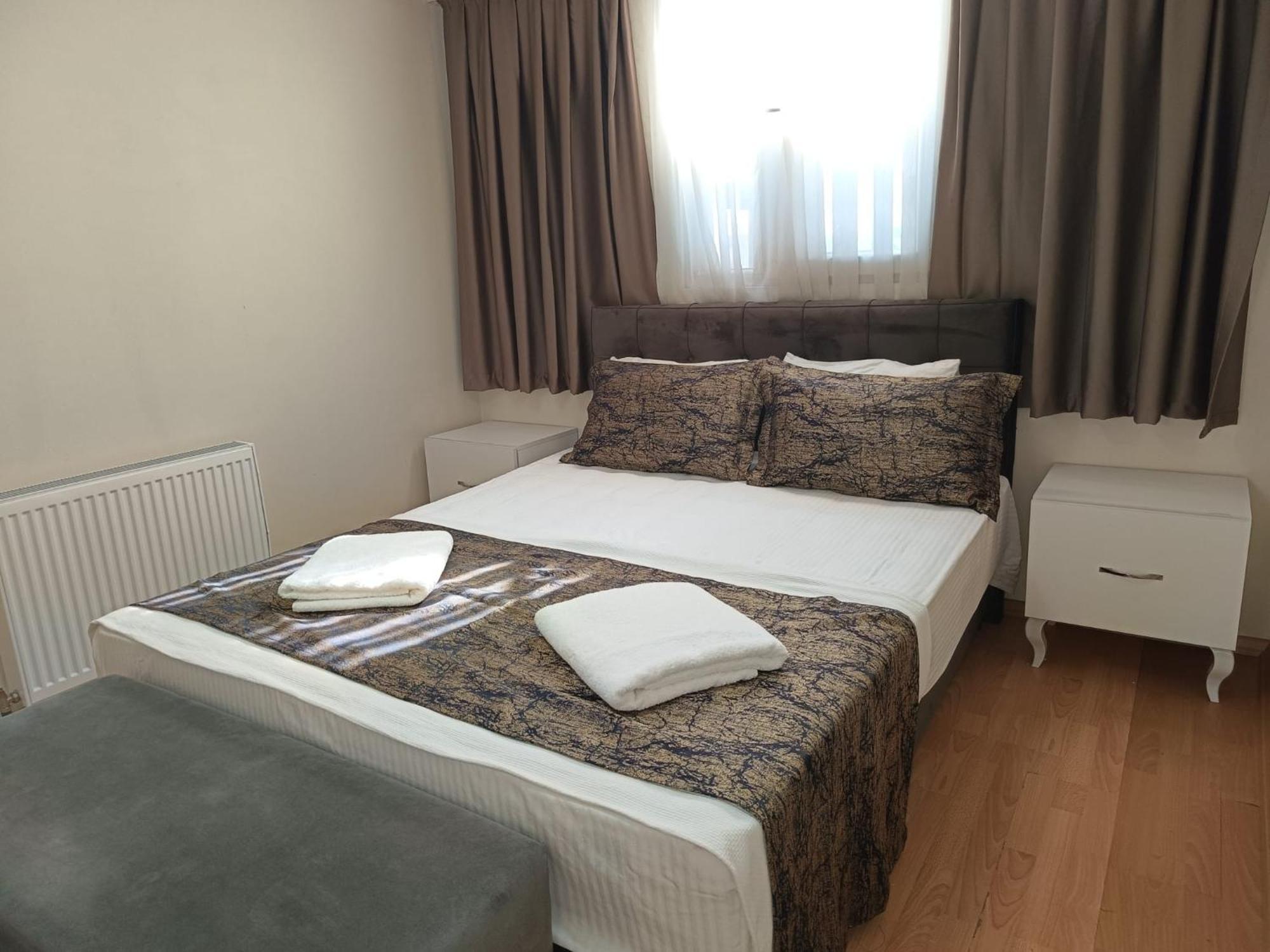 White Crown Apartman Ve Yasam Merkezi อิสตันบูล ภายนอก รูปภาพ