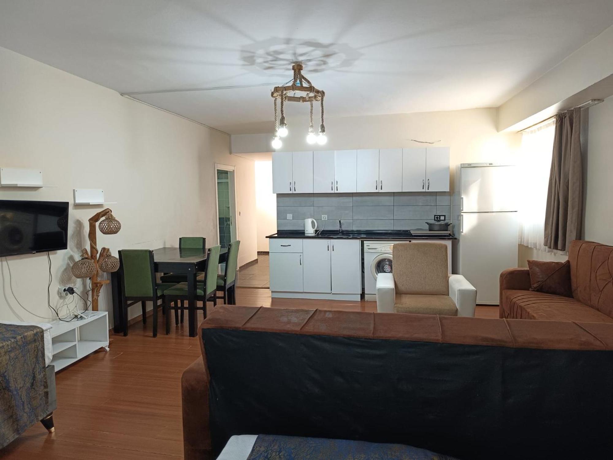 White Crown Apartman Ve Yasam Merkezi อิสตันบูล ภายนอก รูปภาพ