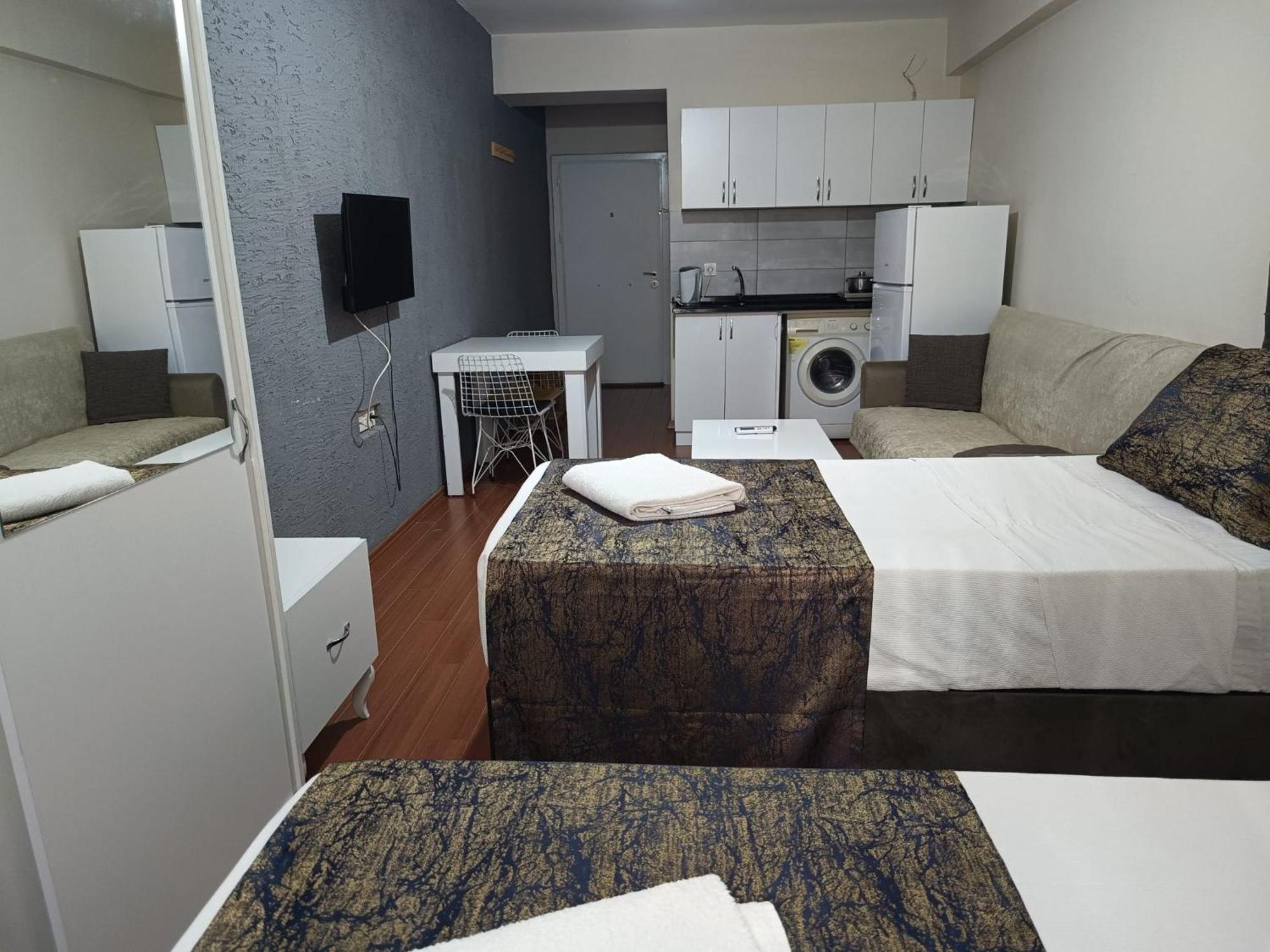 White Crown Apartman Ve Yasam Merkezi อิสตันบูล ภายนอก รูปภาพ